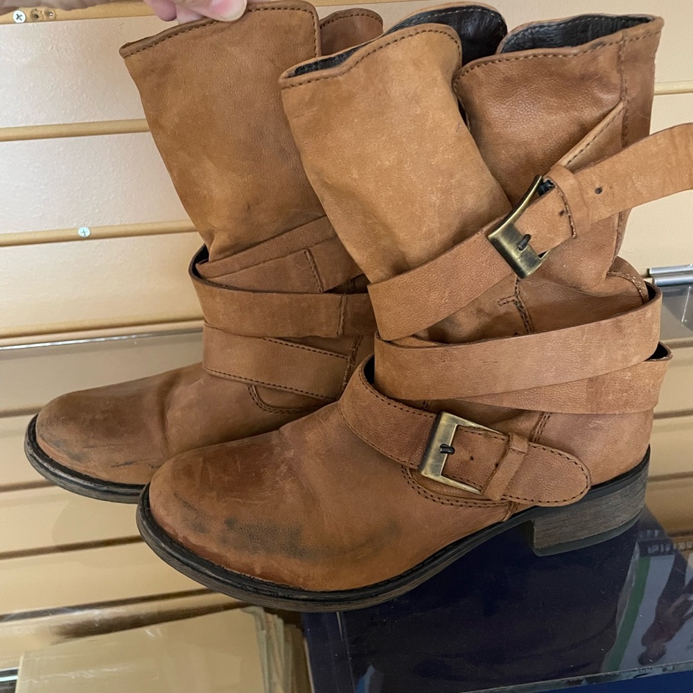 Steve Madden Boots